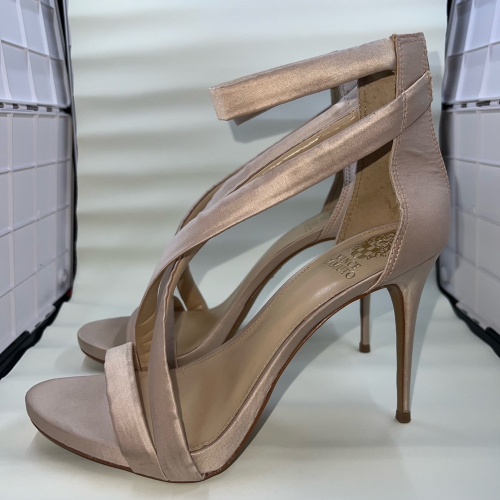 Vince Camuto Women's Devinhara High Heel Dress Heeled Sandal - Picture 3 of 7